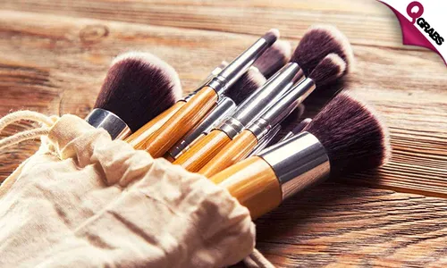 Wooden Makeup Brush Set!